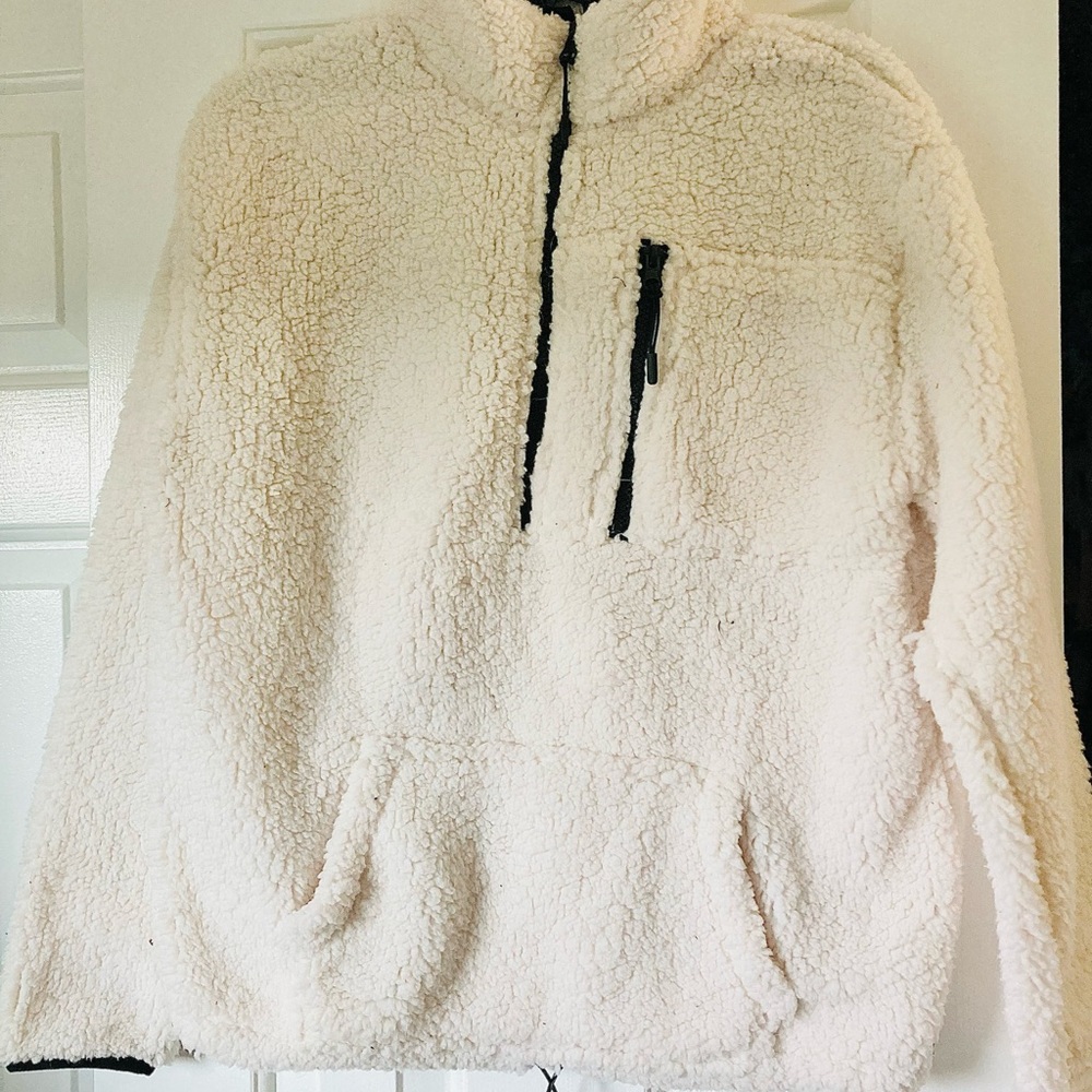 Derek Heart NWT White Kids L sweatshirt w/Pockets